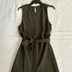 Zara | Wide leg jumpsuit/romper w/ cinch belt | Army Green | Sz Med | EUC
